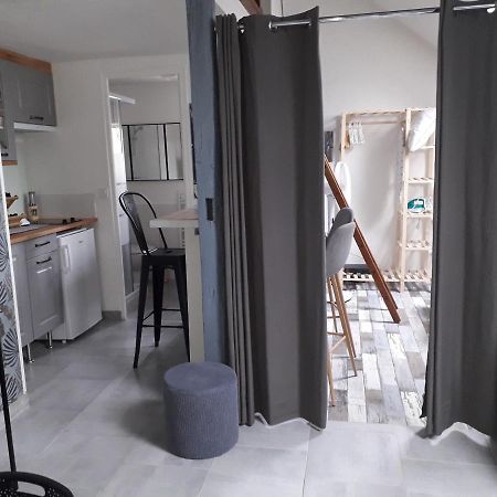 Le Mini Loft Montargis centre 1 à 3 personnes climatisation parking linge wifi freebox Netflix Exterior foto