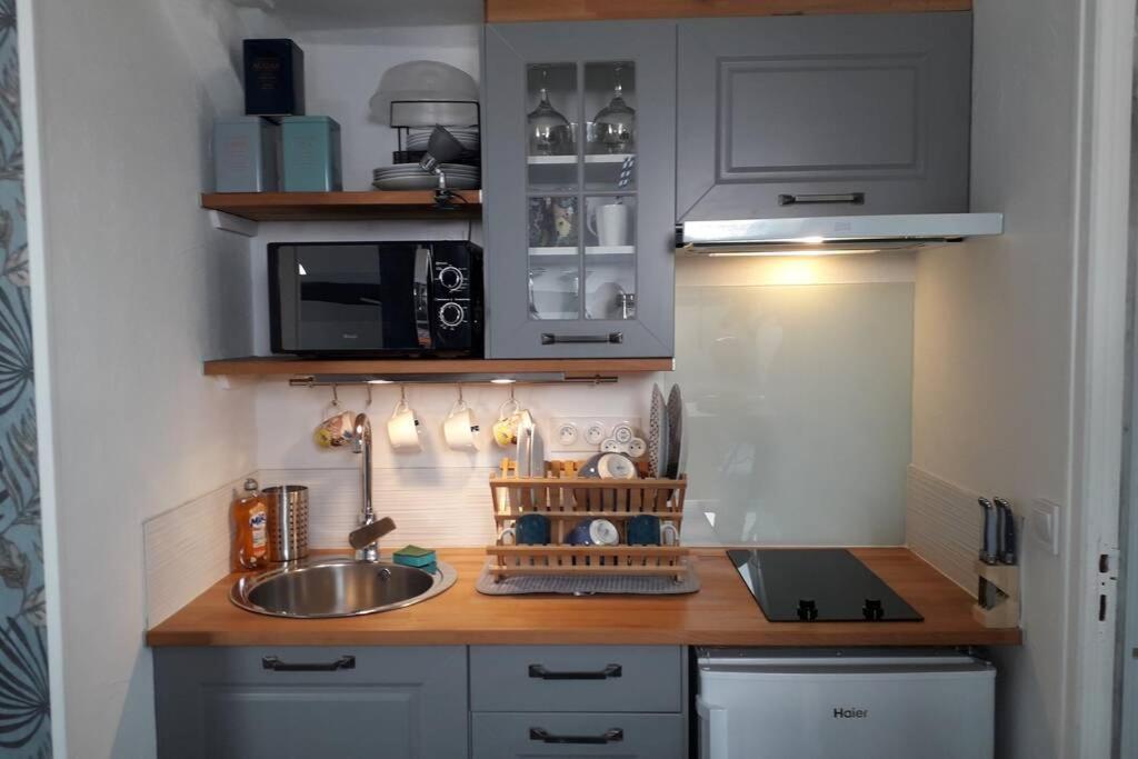 Le Mini Loft Montargis centre 1 à 3 personnes climatisation parking linge wifi freebox Netflix Exterior foto