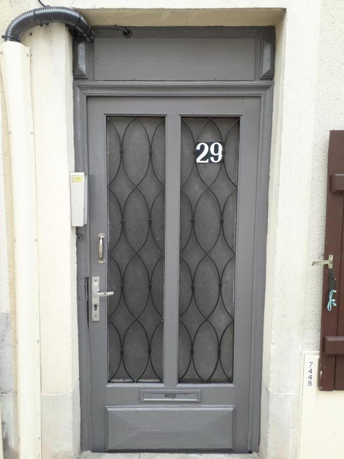 Le Mini Loft Montargis centre 1 à 3 personnes climatisation parking linge wifi freebox Netflix Exterior foto
