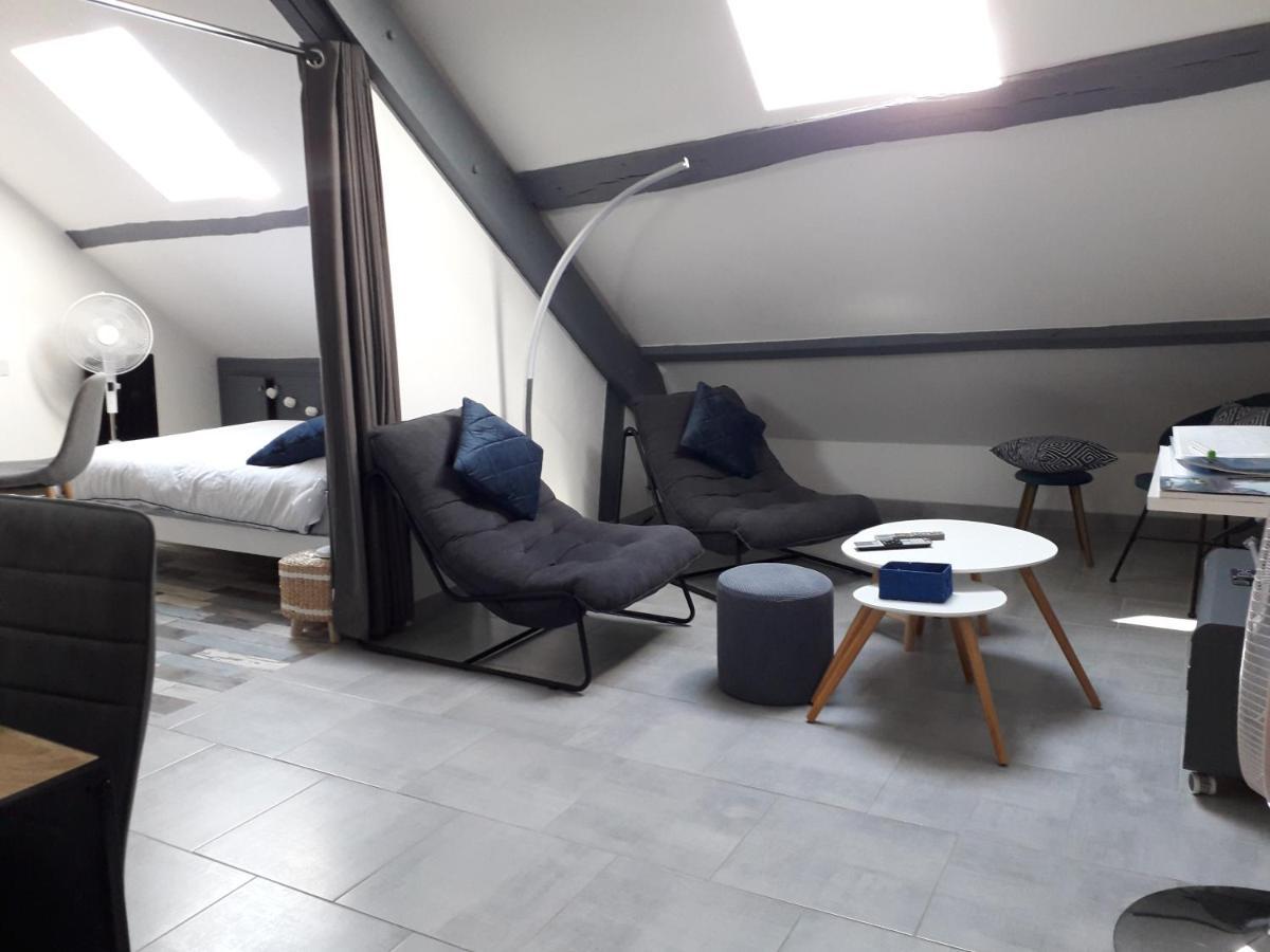 Le Mini Loft Montargis centre 1 à 3 personnes climatisation parking linge wifi freebox Netflix Exterior foto