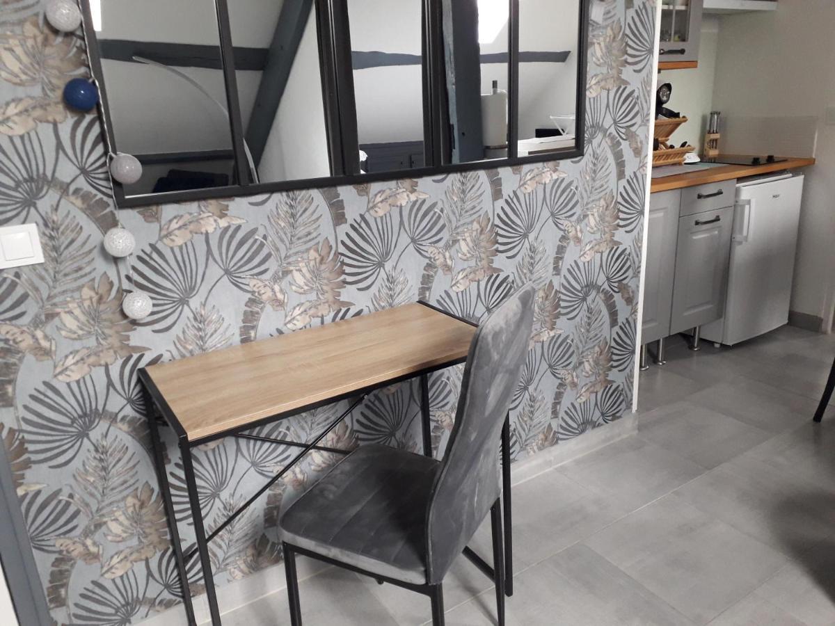 Le Mini Loft Montargis centre 1 à 3 personnes climatisation parking linge wifi freebox Netflix Exterior foto